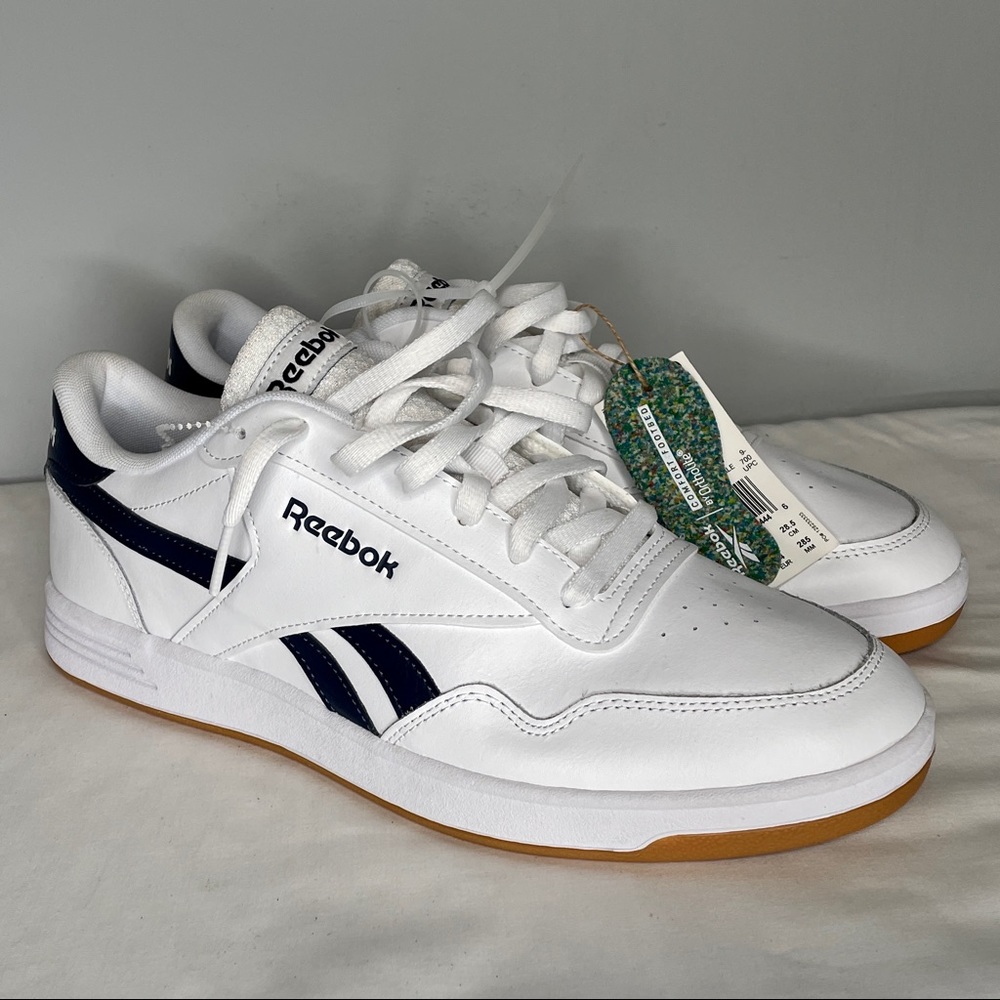 REEBOK Men’s White Reebok Sneakers. Size 10.5